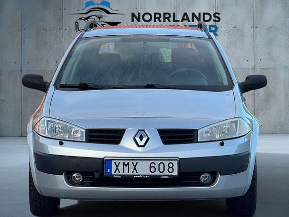 Renault Megane 12 of 12