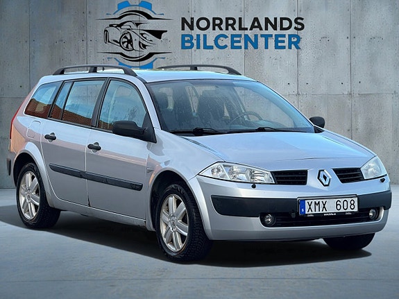 Renault Megane 2 of 12