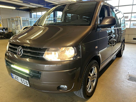 Volkswagen Multivan 19 of 25