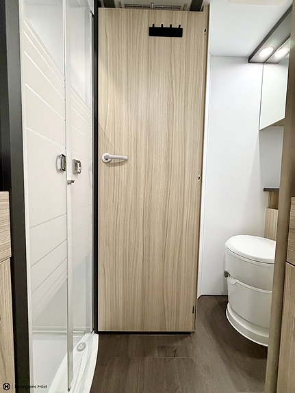 Sun Living S-serien 75 SL | ALDE | AC | 13 of 19