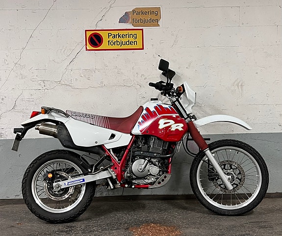 Suzuki Dr650 2 of 5