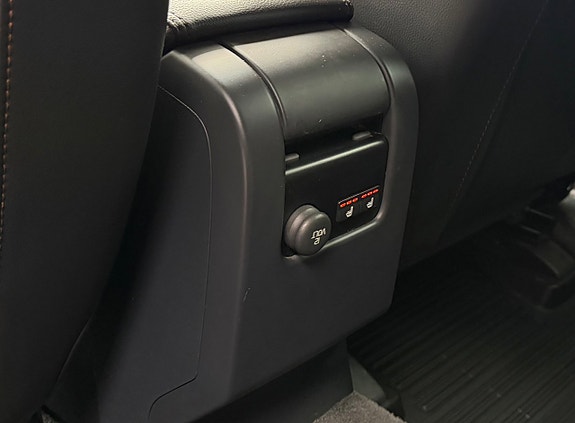 Volvo XC60 27 of 30