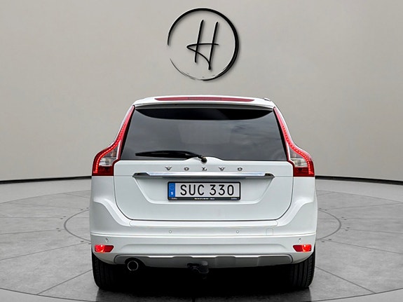 Volvo XC60 4 of 30