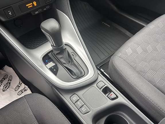 Mazda 2 12 of 12