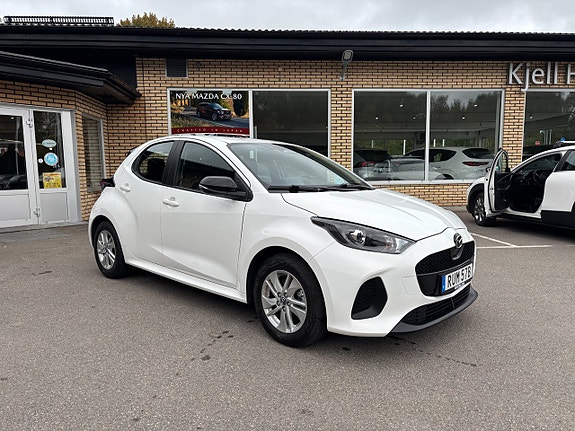 Mazda 2 7 of 12