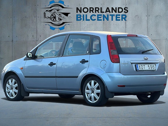 Ford Fiesta 3 of 12