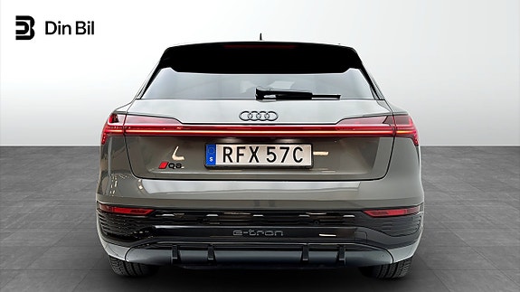 Audi Q8 e-tron 5 of 18