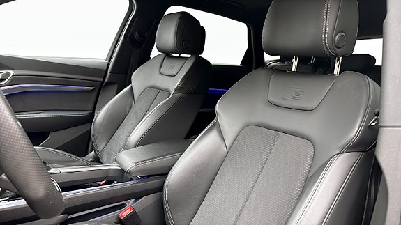 Audi Q8 e-tron 8 of 18