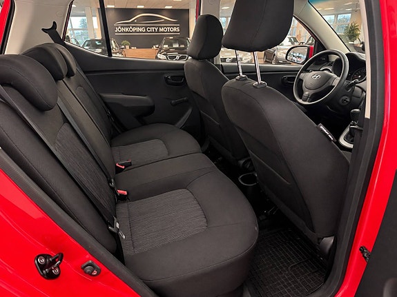 Hyundai i10 11 of 14