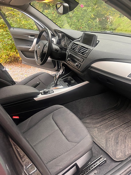 BMW 118d 6 of 8