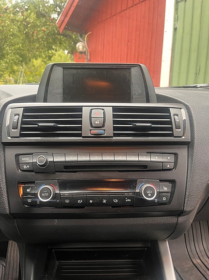 BMW 118d 7 of 8