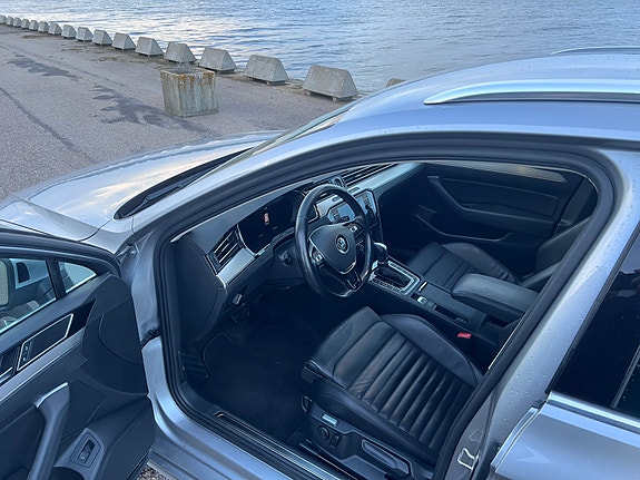 Volkswagen Passat 5 of 5