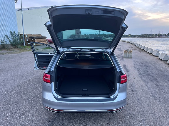 Volkswagen Passat 4 of 5