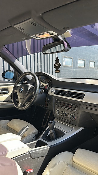 BMW 325i 7 of 7
