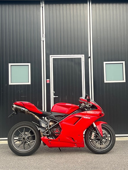 Ducati 1198 2 of 21