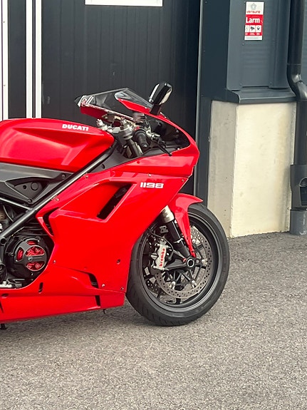 Ducati 1198 13 of 21