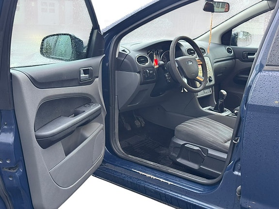 Ford Focus 6 of 11