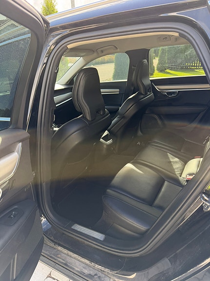 Volvo V90 7 of 8