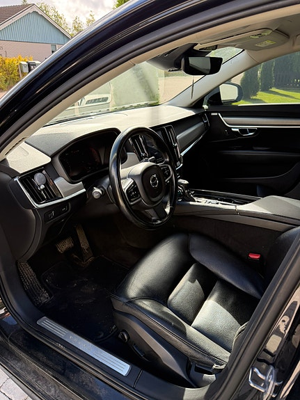 Volvo V90 6 of 8