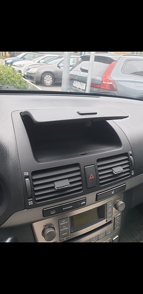 Toyota Avensis 17 of 17