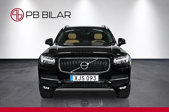 Volvo XC90 3 of 25