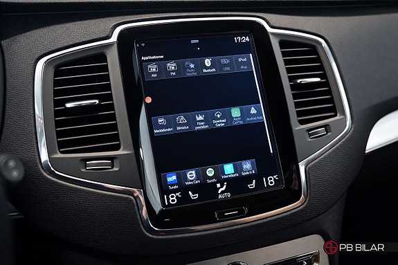 Volvo XC90 19 of 25