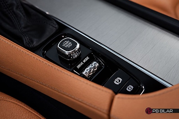 Volvo XC90 22 of 25
