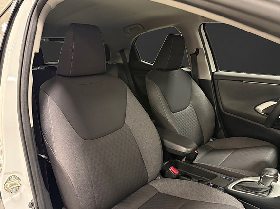 Toyota Yaris 12 of 17