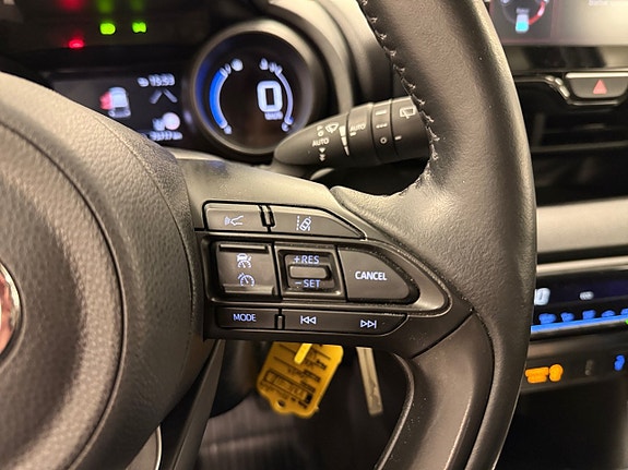 Toyota Yaris 16 of 17