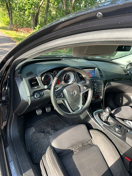 Opel Insignia 9 of 9