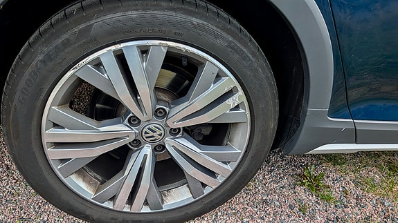 Volkswagen Passat Alltrack 16 of 16