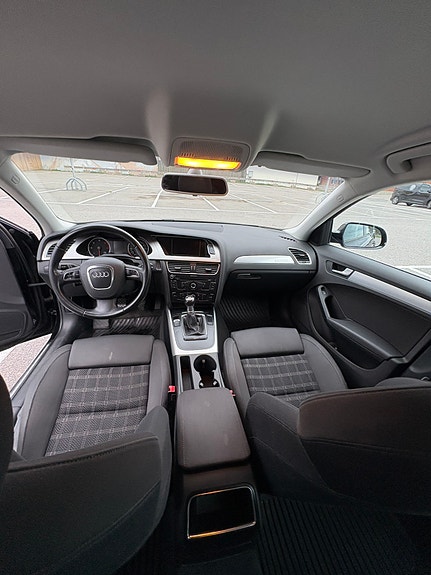 Audi A4 9 of 14