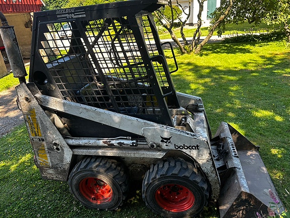 Bobcat 440B 2 of 5