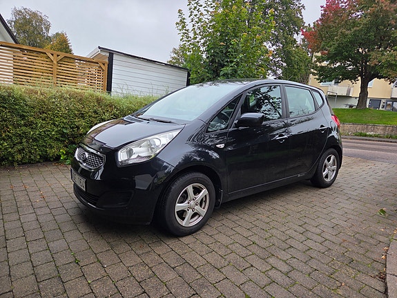 Kia Venga 2 of 5