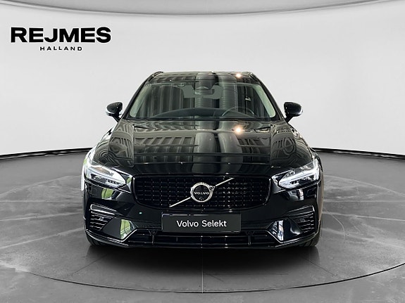 Volvo V90 9 of 16