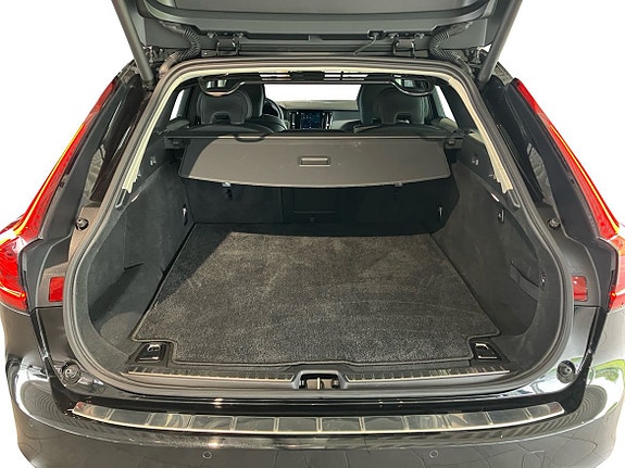 Volvo V90 14 of 16