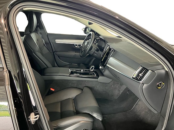 Volvo V90 5 of 16