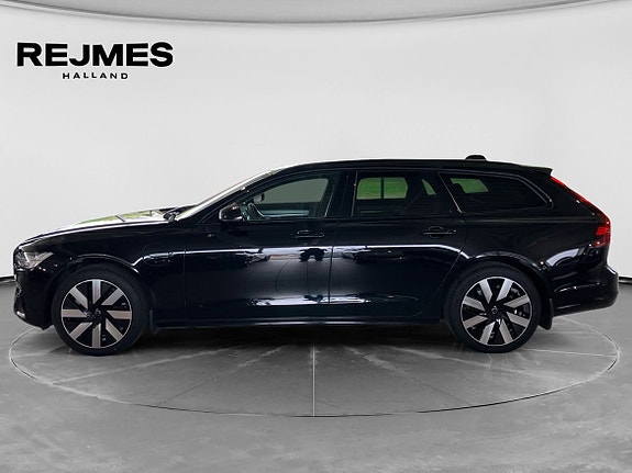 Volvo V90 4 of 16