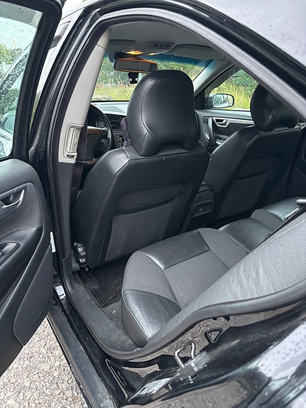 Volvo S60 6 of 6