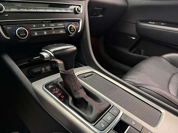 Kia Optima 25 of 30
