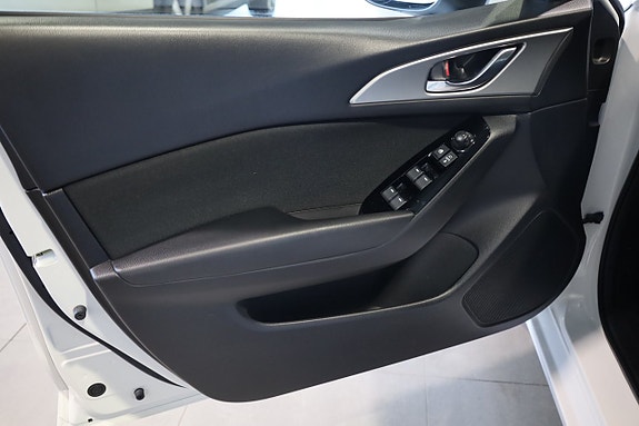 Mazda 3 16 of 26