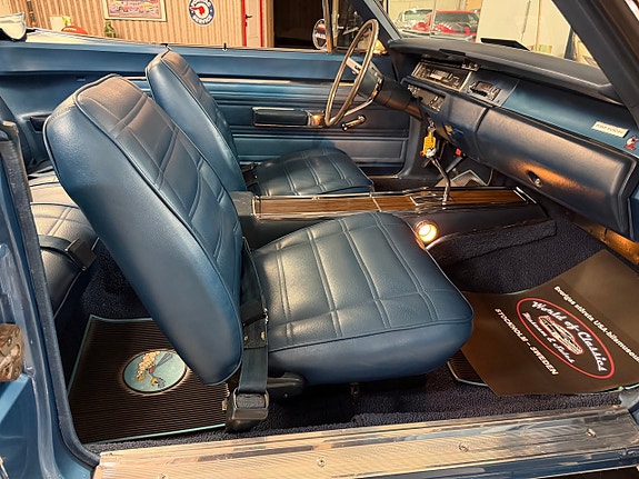 Plymouth Roadrunner 21 of 28
