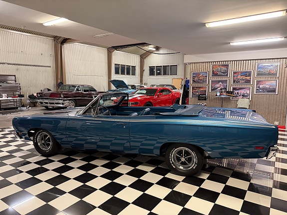Plymouth Roadrunner 12 of 28