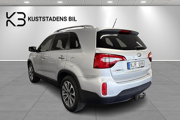 Kia Sorento 5 of 22