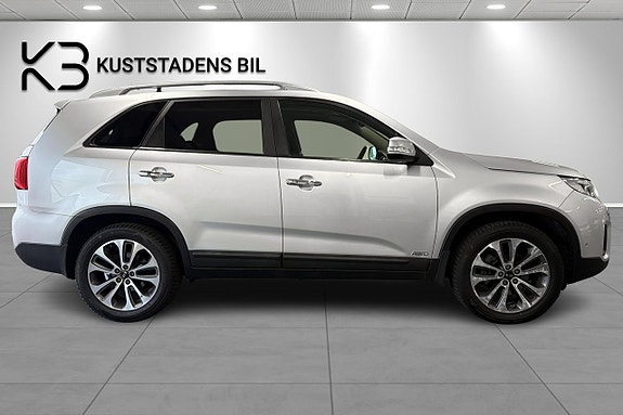Kia Sorento 2 of 22