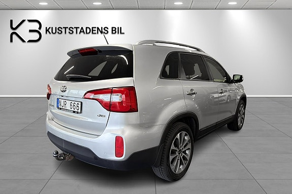 Kia Sorento 3 of 22
