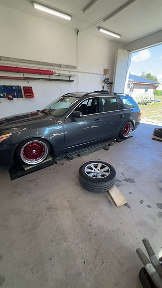 BMW 520d 4 of 4