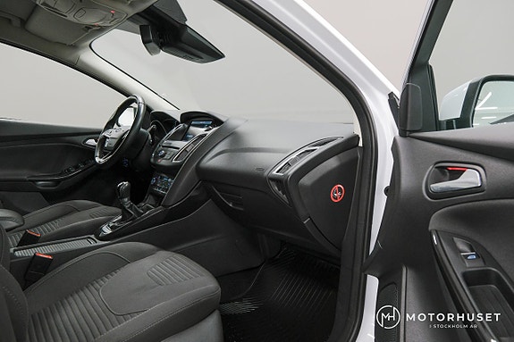 Ford Focus 7 of 17