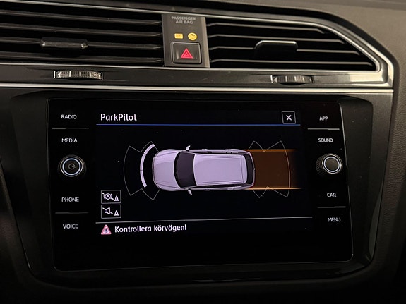 Volkswagen Tiguan 18 of 21