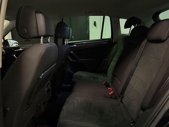 Volkswagen Tiguan 8 of 21